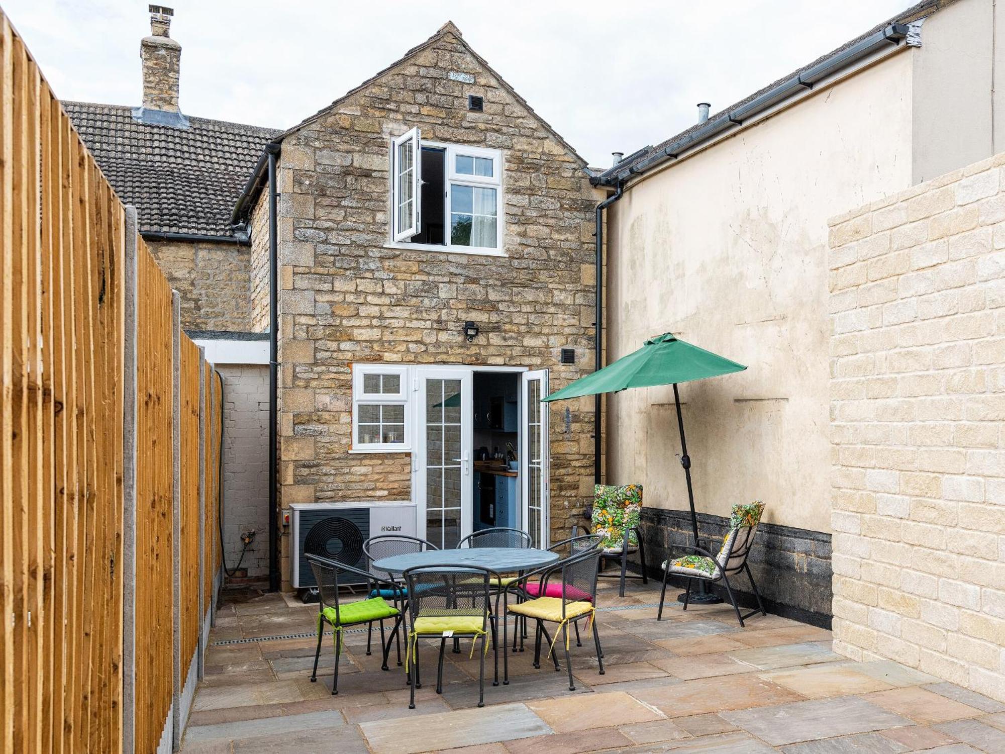Red Kite Cottage 이스턴 온 더 힐 외부 사진